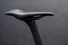 Carica l'immagine nel visualizzatore di Gallery, action_shot