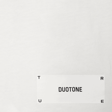 Lade das Bild in den Galerie-Viewer, Duotone Apparel T-Shirt Concept Blue 2026