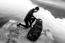 Carica l'immagine nel visualizzatore di Gallery, action_shot