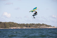 Lade das Bild in den Galerie-Viewer, action_shot
