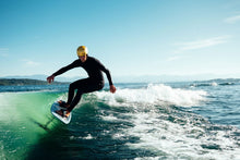 Carica l'immagine nel visualizzatore di Gallery, action_shot