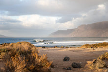 Load image into Gallery viewer, ION Neoprene Sock Ballistic 3/2 Internal Split 2022