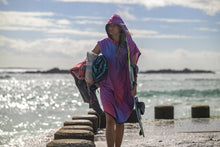 Carica l'immagine nel visualizzatore di Gallery, ION Poncho Select Women 2024