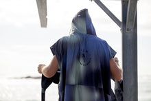 Lade das Bild in den Galerie-Viewer, Poncho Select Herren