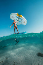 Carica l'immagine nel visualizzatore di Gallery, action_shot