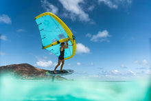 Lade das Bild in den Galerie-Viewer, action_shot