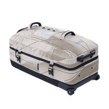 Lade das Bild in den Galerie-Viewer, Duotone Travelbag 2026