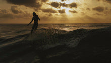 Carica l'immagine nel visualizzatore di Gallery, action_shot