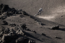 Carica l'immagine nel visualizzatore di Gallery, action_shot