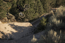 Load image into Gallery viewer, ION MTB Pants Scrub Amp BAT Men 2024