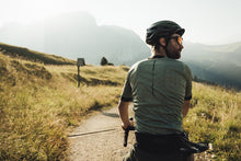 Lade das Bild in den Galerie-Viewer, Gravel Jersey VNTR Amp Kurzarm Herren