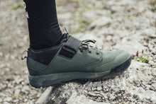 Lade das Bild in den Galerie-Viewer, MTB Klickschuhe Rascal Amp