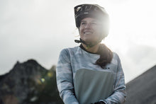 Lade das Bild in den Galerie-Viewer, Damen MTB Jersey Langarm Traze Amp AFT