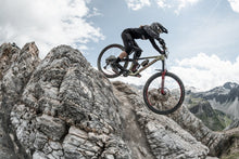 Cargar imagen en el visor de la galería, ION Women MTB Shorts Scrub Amp BAT 2022