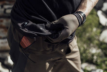 Lade das Bild in den Galerie-Viewer, MTB Handschuhe ION Logo