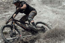 Lade das Bild in den Galerie-Viewer, MTB Handschuhe ION Logo