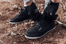 Lade das Bild in den Galerie-Viewer, MTB Flat Pedal Schuhe Scrub