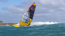Lade das Bild in den Galerie-Viewer, action_shot