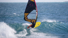 Lade das Bild in den Galerie-Viewer, action_shot