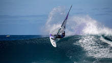 Carica l'immagine nel visualizzatore di Gallery, action_shot