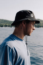 Lade das Bild in den Galerie-Viewer, action_shot