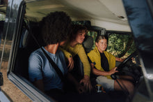 Charger l'image dans la galerie, action_shot