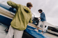 Lade das Bild in den Galerie-Viewer, action_shot