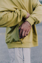 Lade das Bild in den Galerie-Viewer, action_shot