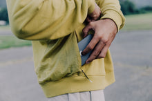 Lade das Bild in den Galerie-Viewer, action_shot