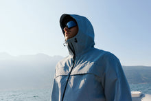 Lade das Bild in den Galerie-Viewer, action_shot