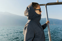 Lade das Bild in den Galerie-Viewer, action_shot