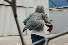 Lade das Bild in den Galerie-Viewer, action_shot