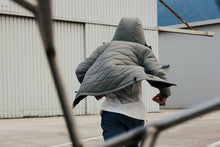 Lade das Bild in den Galerie-Viewer, action_shot