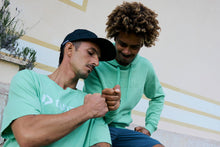 Lade das Bild in den Galerie-Viewer, action_shot