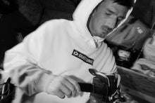Lade das Bild in den Galerie-Viewer, action_shot