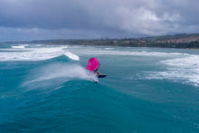 Carica l'immagine nel visualizzatore di Gallery, action_shot