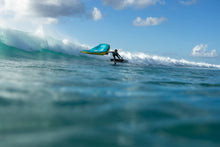 Lade das Bild in den Galerie-Viewer, action_shot