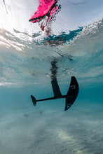 Carica l'immagine nel visualizzatore di Gallery, action_shot
