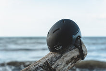 Lade das Bild in den Galerie-Viewer, Mission Helm