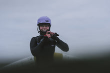 Lade das Bild in den Galerie-Viewer, action_shot