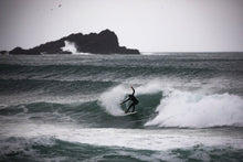 Load image into Gallery viewer, ION Women Wetsuit Amaze Amp 6/5 Hood Front Zip 2024