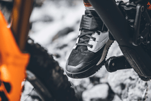 Lade das Bild in den Galerie-Viewer, MTB Klickschuhe Rascal Amp