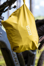 Cargar imagen en el visor de la galería, ION Bike Jacket Shelter Lite 2.5L Unisex 2024