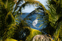 Lade das Bild in den Galerie-Viewer, action_shot