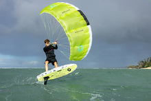 Carica l'immagine nel visualizzatore di Gallery, action_shot