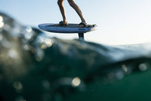 Lade das Bild in den Galerie-Viewer, action_shot