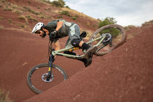 Cargar imagen en el visor de la galería, ION Bikeshorts Traze VENT MEN 2021