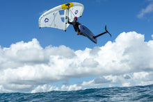 Lade das Bild in den Galerie-Viewer, action_shot