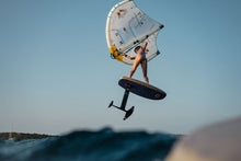 Load image into Gallery viewer, action_shot