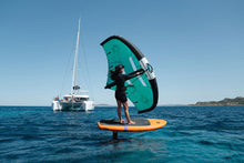 Carica l'immagine nel visualizzatore di Gallery, action_shot